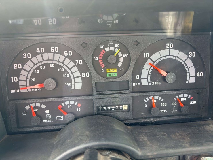 1991-gmc-c7-cab-&-chassis-truck-image-36