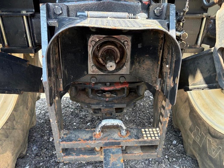 2006-new-holland-td95d-image-39