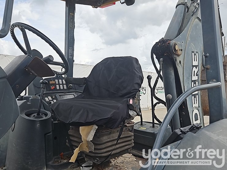 2011-deere-310j-image-31