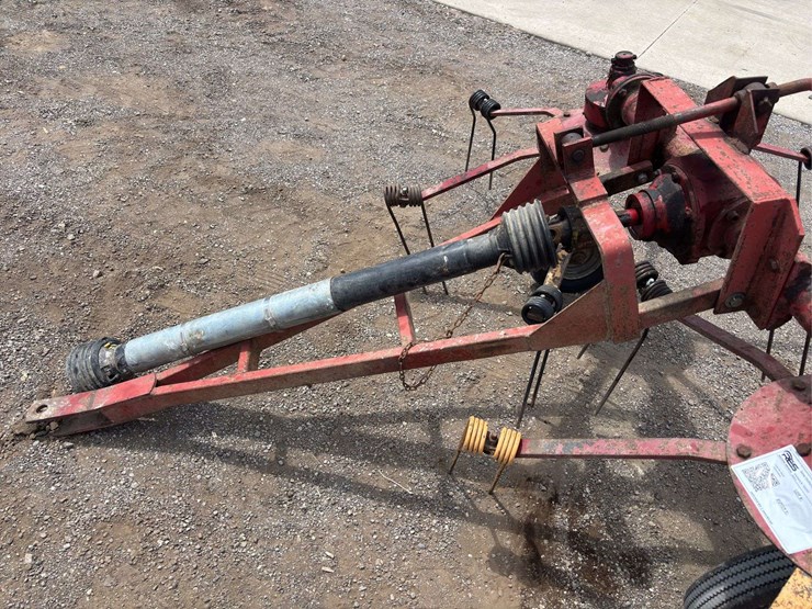 new-holland-tedder-image-5