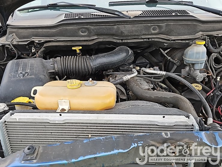 2002-dodge-1500-image-11