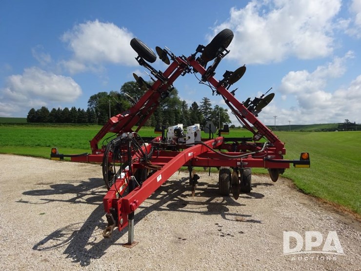 case-ih-5300-image-4