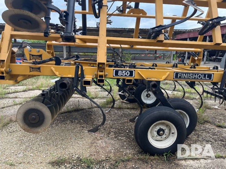 2006-landoll-850-image-18