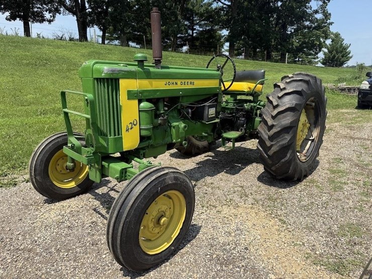 john-deere-420-image-1