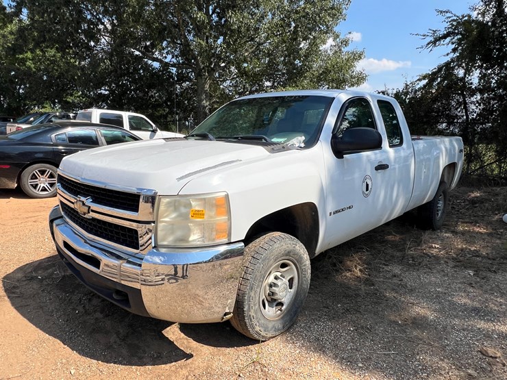 2009-chevrolet-2500-image-1