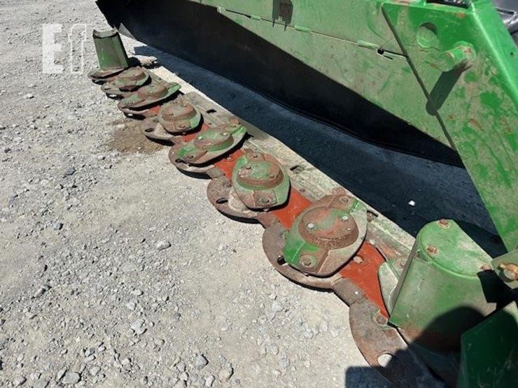 2010-john-deere-285-image-11