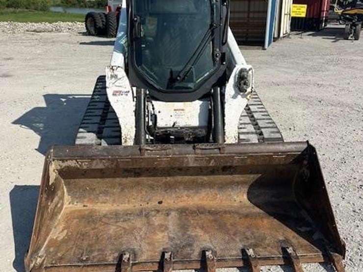 2021-bobcat-t770-image-8