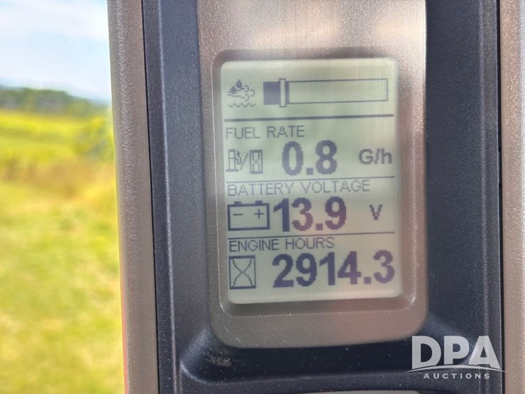 2019-case-ih-patriot-4440-image-129