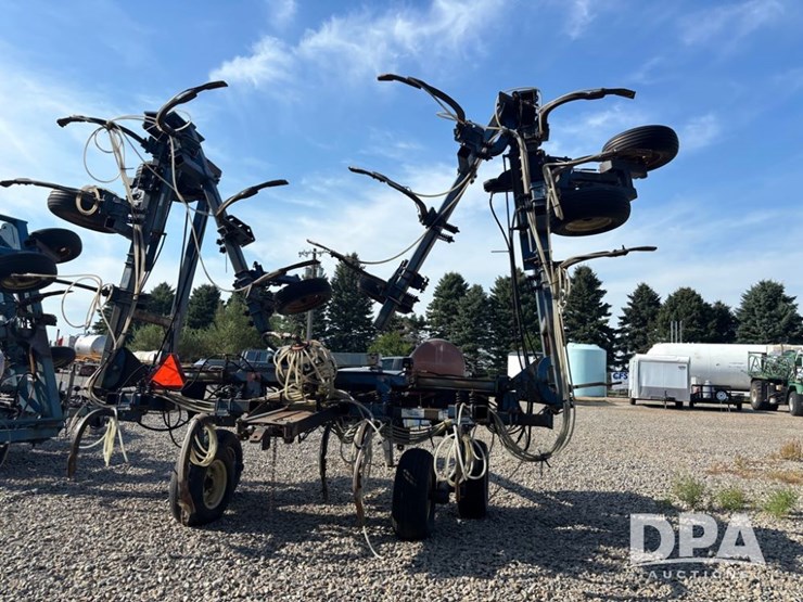 blu-jet-landwalker-image-6