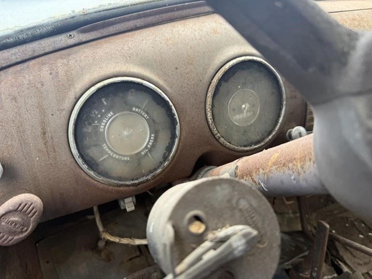 chevrolet-4100-dump-truck-image-8
