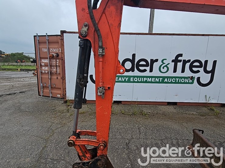 2019-kubota-kx040-4-image-10