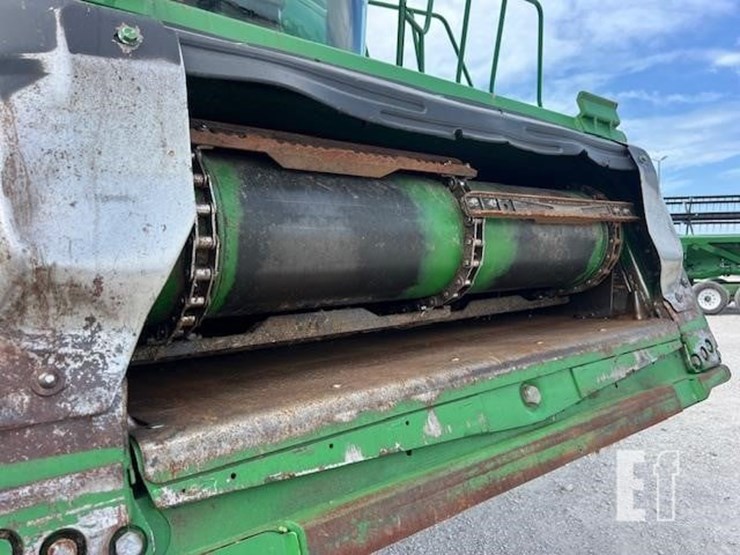2011-john-deere-9770-sts-image-15