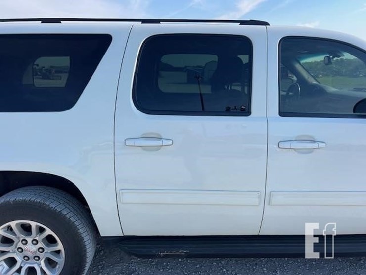 2011-gmc-yukon-xl-image-18