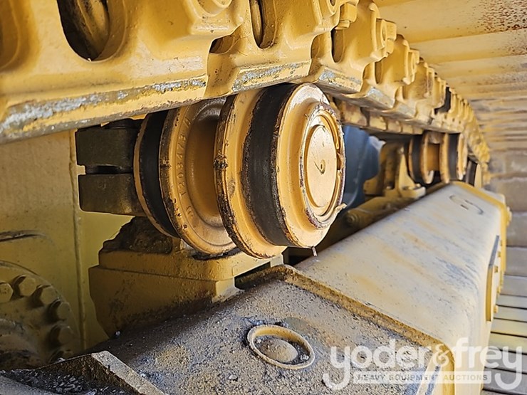 2022-deere-750l-image-12