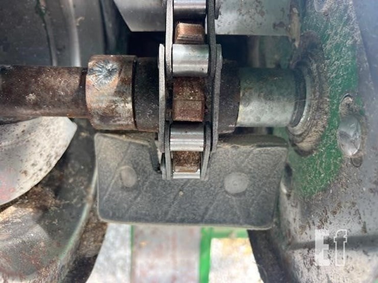 2011-john-deere-9770-sts-image-28