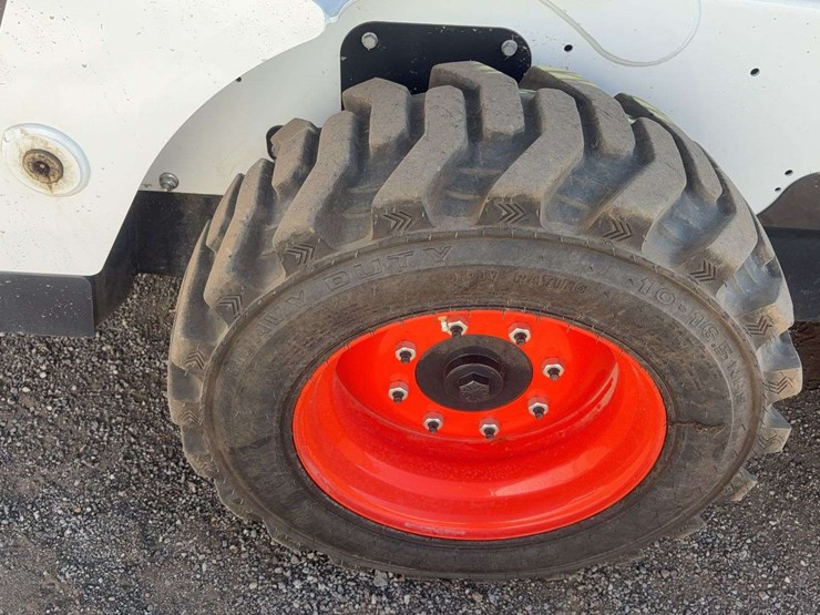 2024-bobcat-s590-image-8