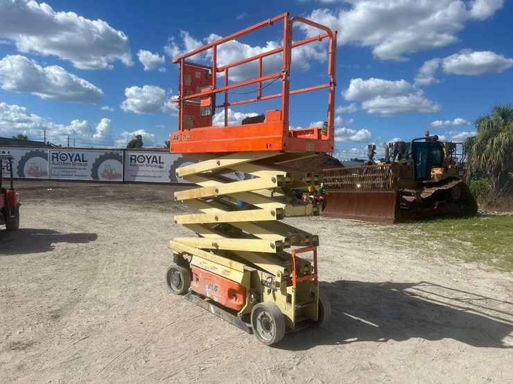 2018-jlg-2632es-image-4