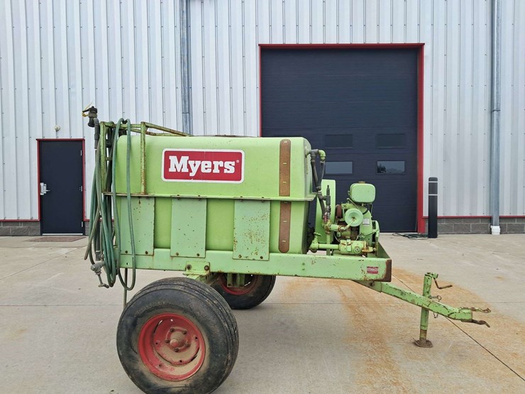 myers-pull-type-sprayer-image-1