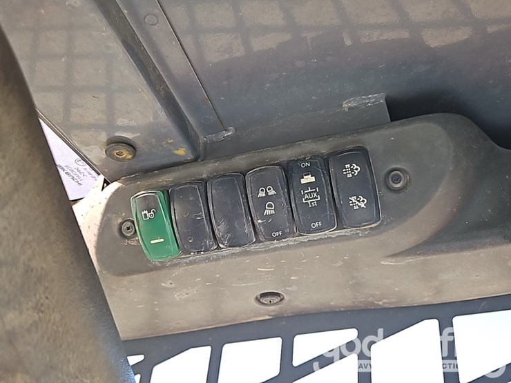2018-takeuchi-tl6r-image-27