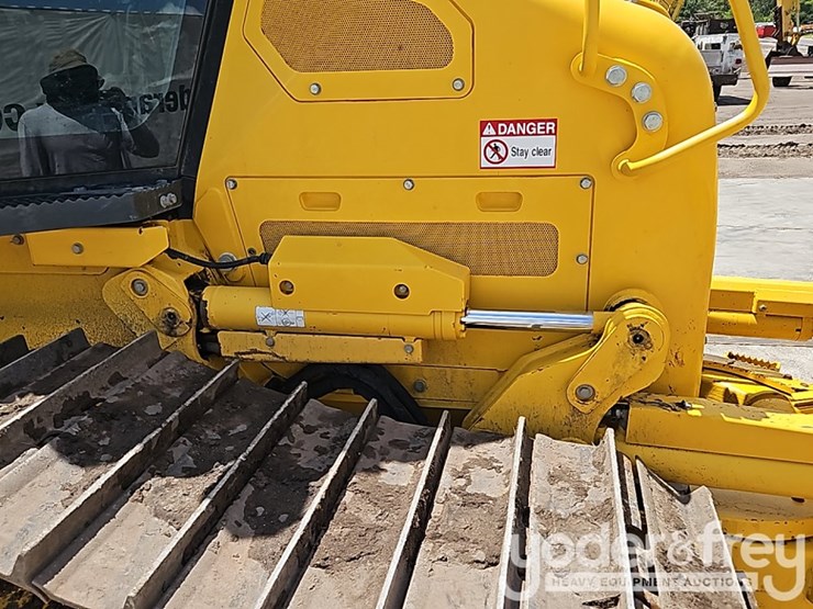 2022-komatsu-d51pxi-24-image-14