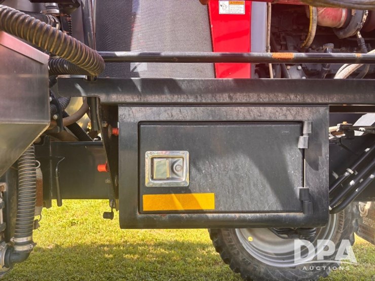 2019-case-ih-patriot-4440-image-41