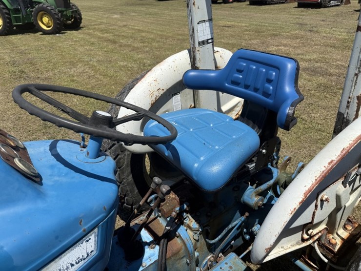 ford-4600-image-12