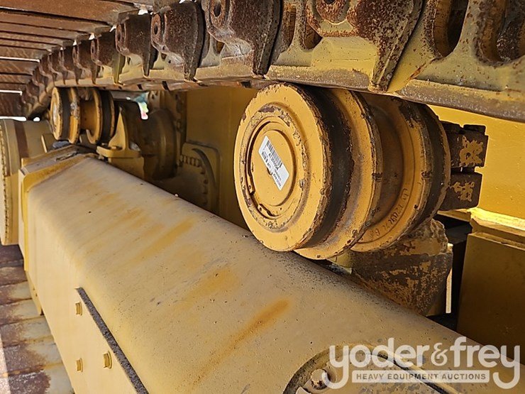 2022-deere-850l-lgp-image-11