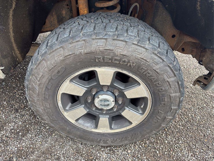 2011-ford-f350-image-7