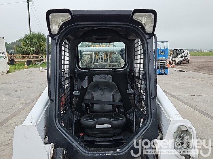 2020-bobcat-t595-image-22