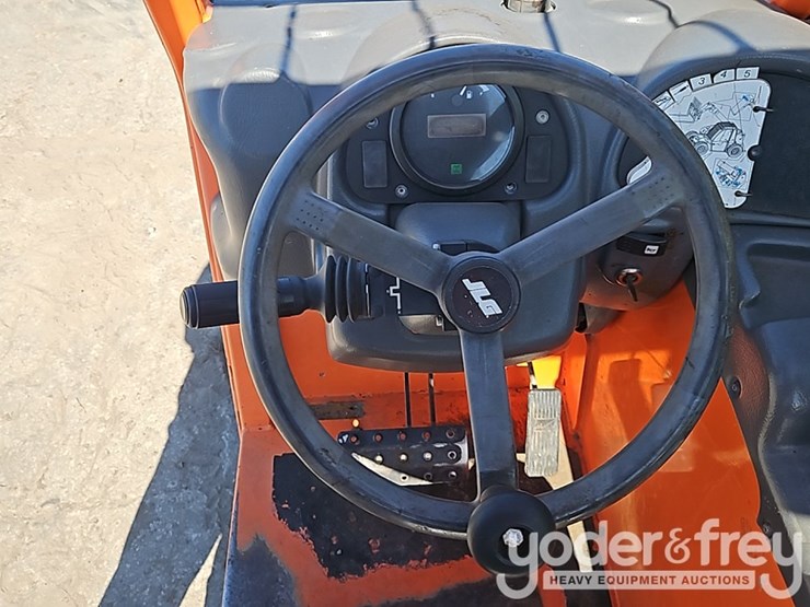 2018-jlg-g5-18a-image-21