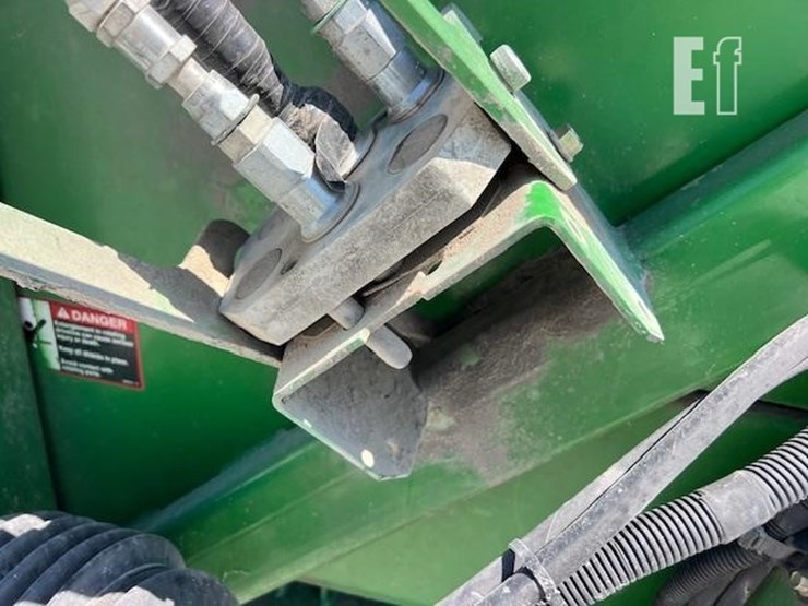john-deere-608c-image-14