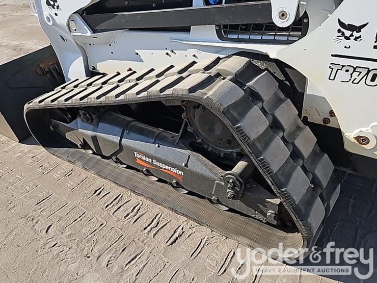 2022-bobcat-t870-image-20