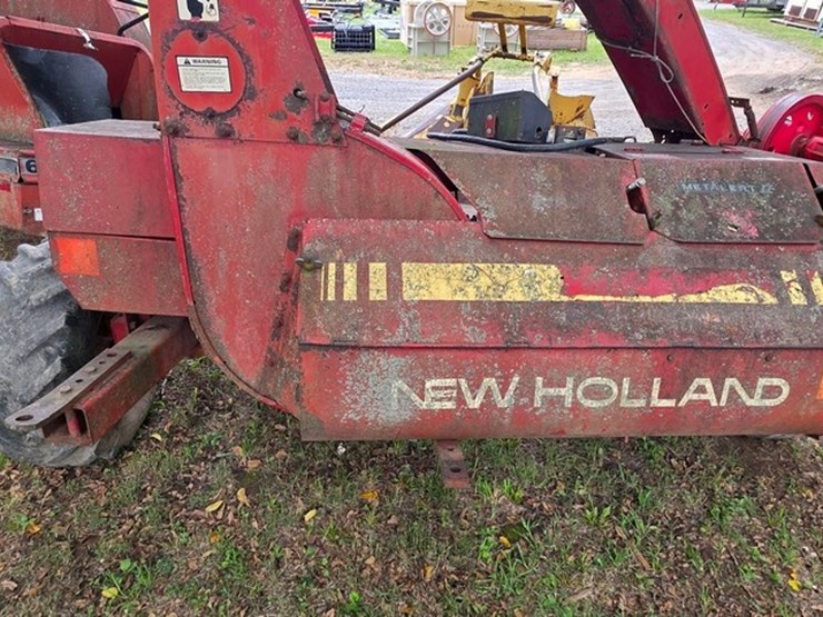 new-holland-790-image-8