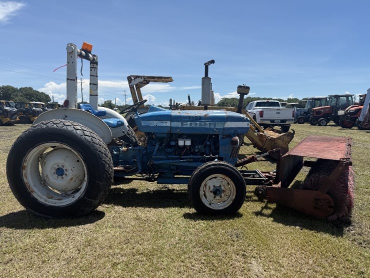 ford-4600-image-3