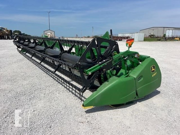 2009-john-deere-630f-image-1