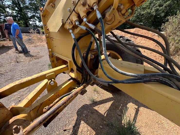 caterpillar-140g-image-32