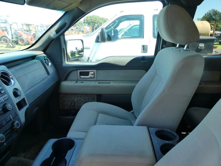2010-ford-f150-xlt-image-11