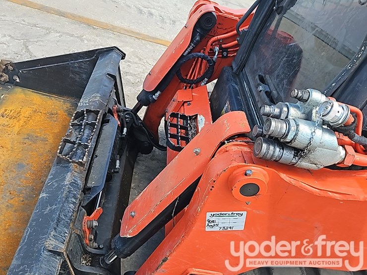 2023-kubota-svl75-2-image-16