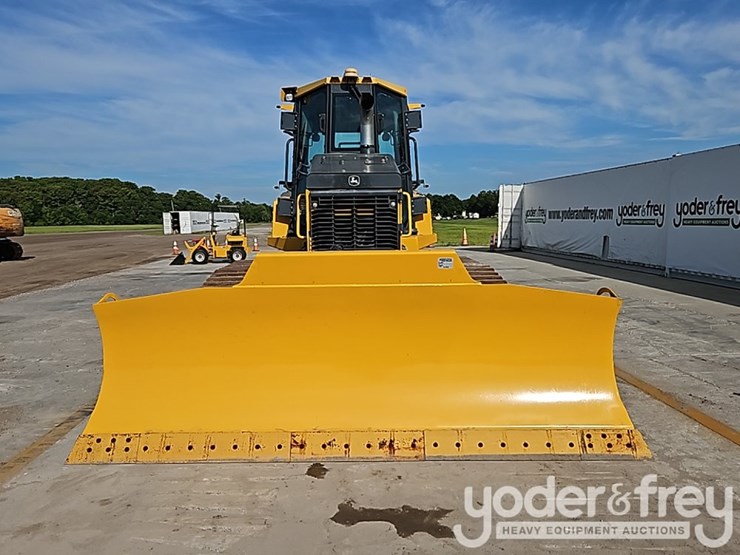 2022-deere-750l-image-9