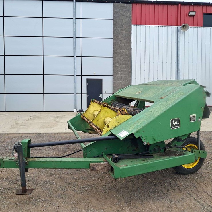 JOHN DEERE 1207