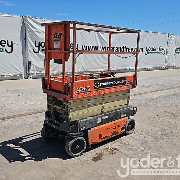 JLG 8042