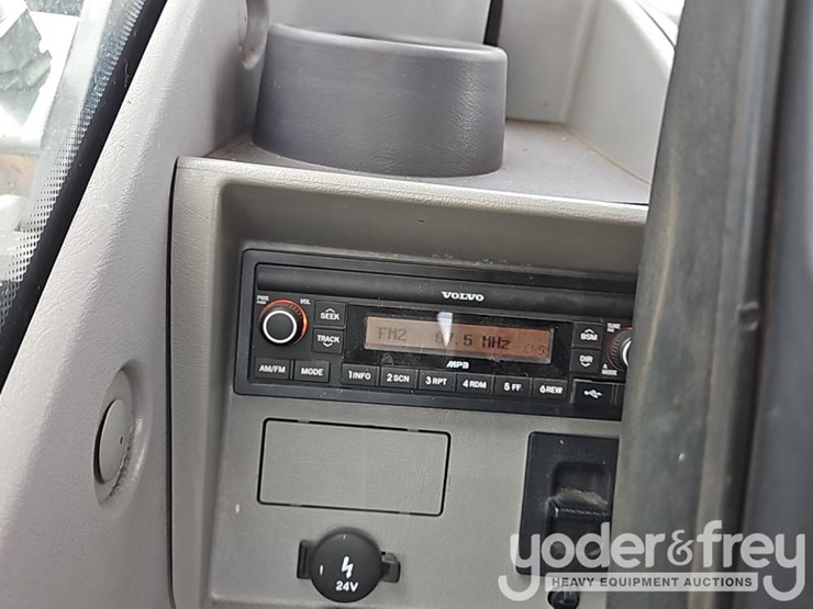 2021-volvo-ec250el-image-46