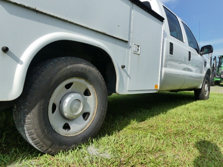2008-ford-f250-xl-image-6