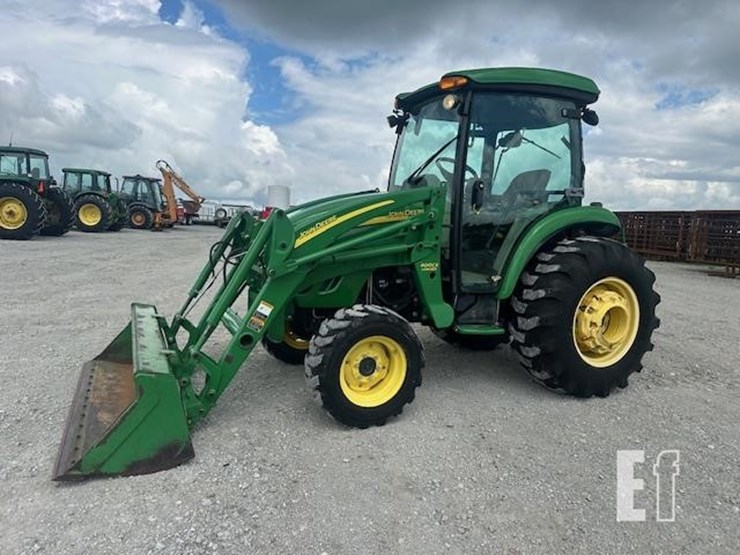 2011-john-deere-4720-image-1