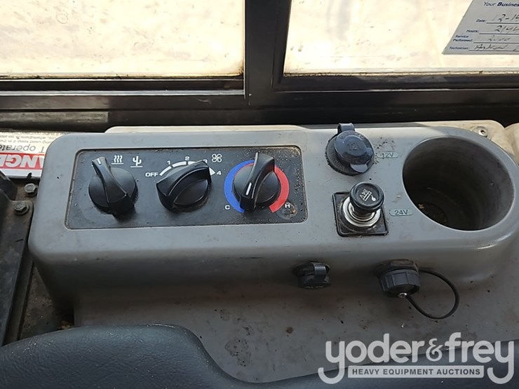 2022-komatsu-d51pxi-24-image-34