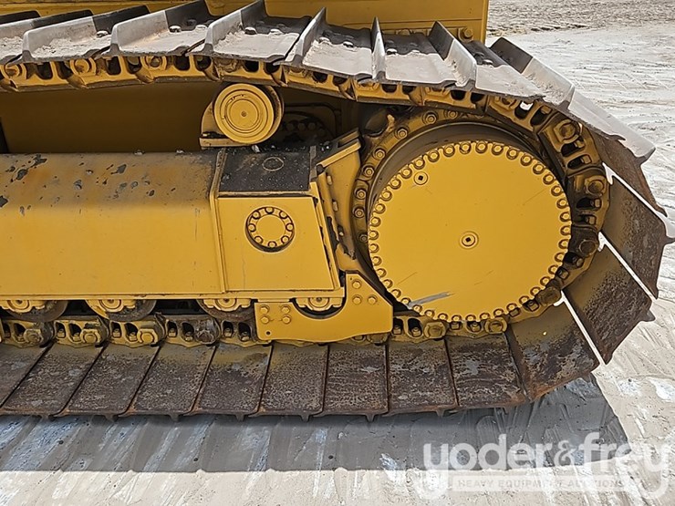 2022-deere-850l-lgp-image-26