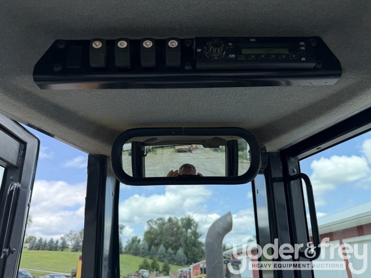 2015-caterpillar-d6n-xl-image-34