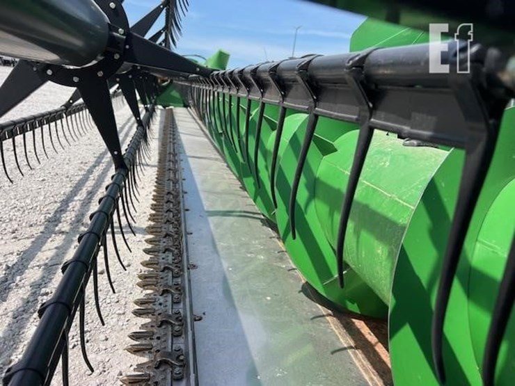 2009-john-deere-630f-image-16