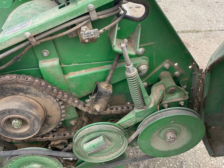 2011-john-deere-635f-image-42
