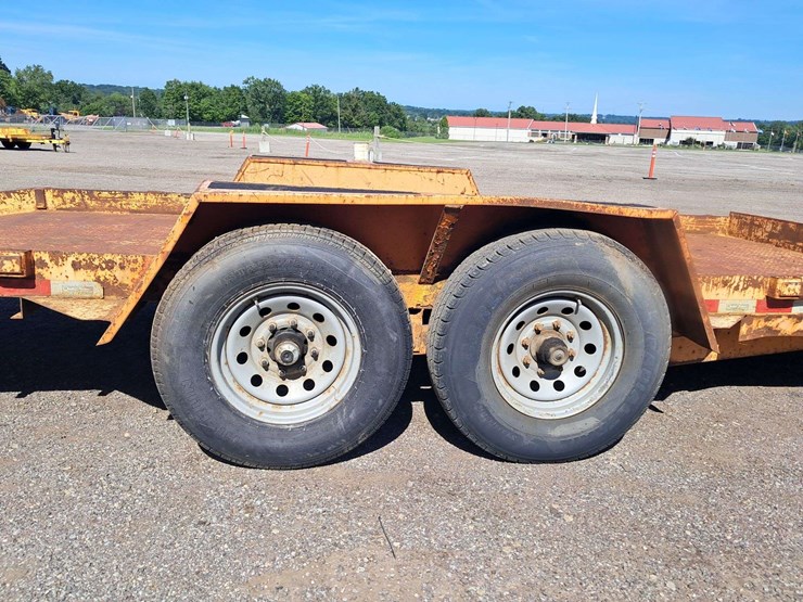 2015-quality-tilt-trailer-image-6
